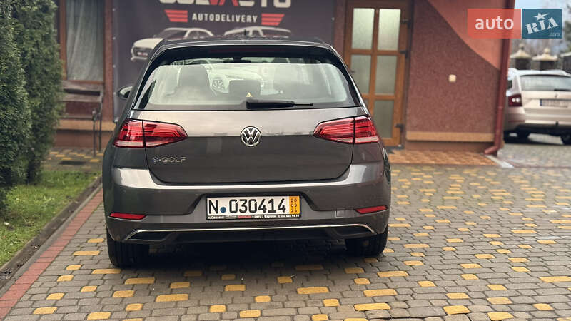 Хэтчбек Volkswagen e-Golf 2021 в Сваляве