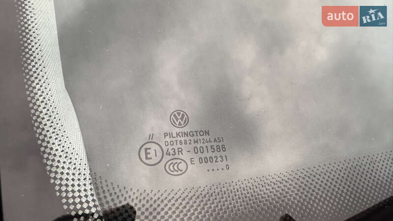 Хэтчбек Volkswagen e-Golf 2021 в Сваляве