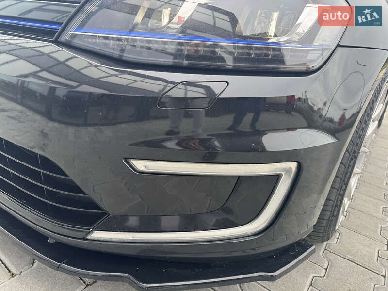 Хэтчбек Volkswagen e-Golf 2015 в Тернополе фото 36 Хэтчбек Volkswagen e-Golf 2015 в Тернополе