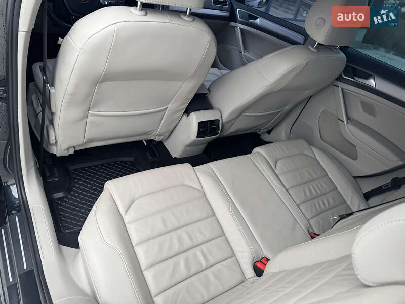 Хэтчбек Volkswagen e-Golf 2015 в Тернополе фото 55 Хэтчбек Volkswagen e-Golf 2015 в Тернополе