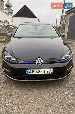 Хэтчбек Volkswagen e-Golf 2014 в Кривом Роге