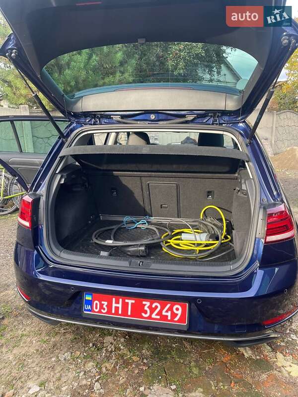 Хетчбек Volkswagen e-Golf 2019 в Луцьку фото 5 Хетчбек Volkswagen e-Golf 2019 в Луцьку