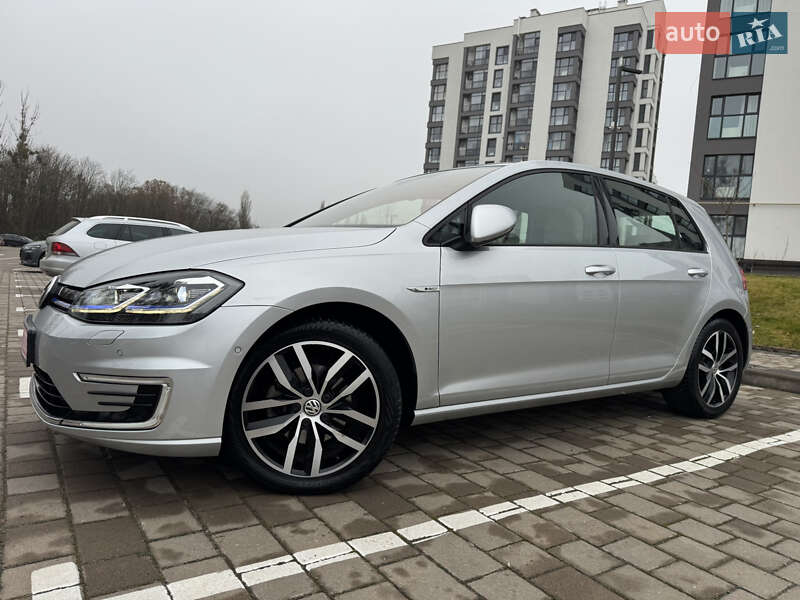 Хэтчбек Volkswagen e-Golf 2019 в Луцке
