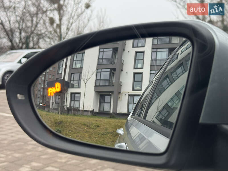 Хэтчбек Volkswagen e-Golf 2019 в Луцке