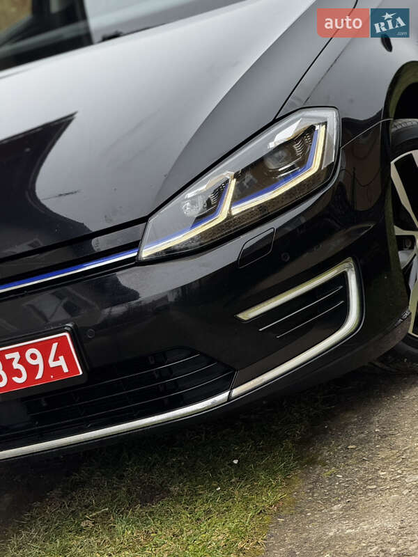 Хэтчбек Volkswagen e-Golf 2019 в Дрогобыче