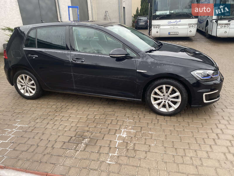 Хэтчбек Volkswagen e-Golf 2018 в Тернополе