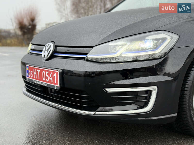 Хэтчбек Volkswagen e-Golf 2019 в Ровно