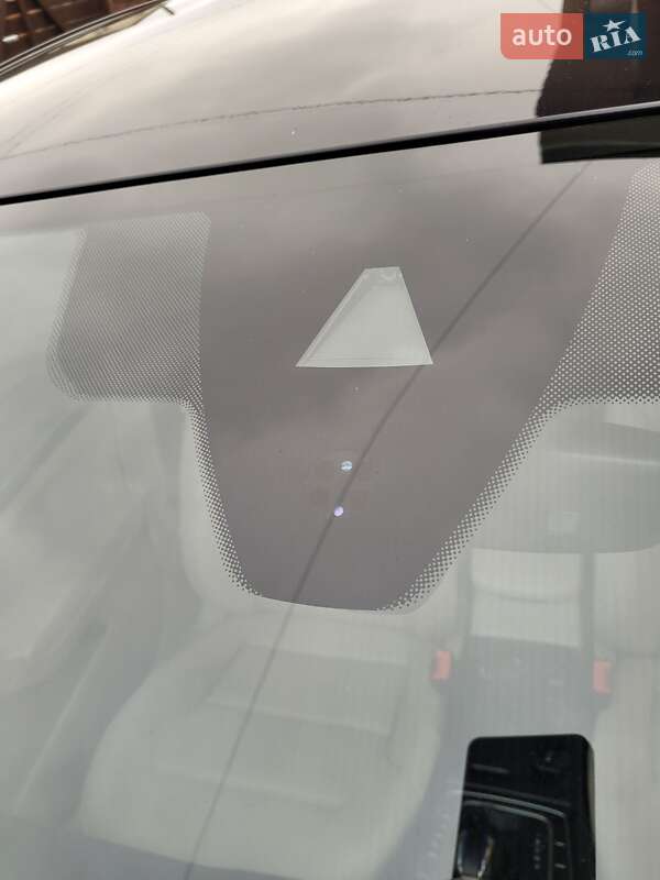 Хэтчбек Volkswagen e-Golf 2018 в Ровно