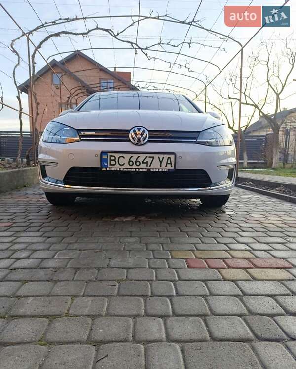 Хетчбек Volkswagen e-Golf 2018 в Львові фото 4 Хетчбек Volkswagen e-Golf 2018 в Львові