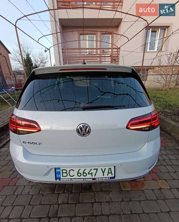 Хетчбек Volkswagen e-Golf 2018 в Львові фото 13 Хетчбек Volkswagen e-Golf 2018 в Львові