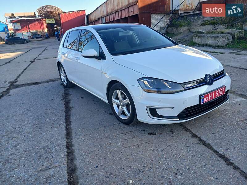 Хэтчбек Volkswagen e-Golf 2014 в Харькове