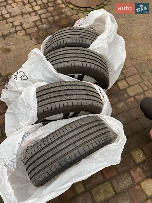 Хэтчбек Volkswagen e-Golf 2017 в Луцке фото 34 Хэтчбек Volkswagen e-Golf 2017 в Луцке