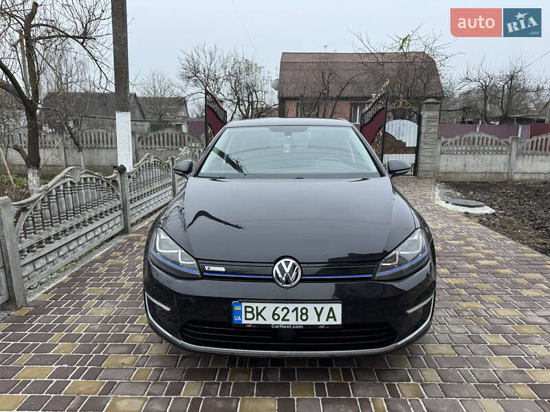 Volkswagen e-Golf 2015 Volkswagen e-Golf 2015