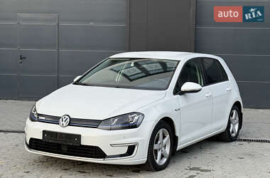 Хэтчбек Volkswagen e-Golf 2015 в Городке
