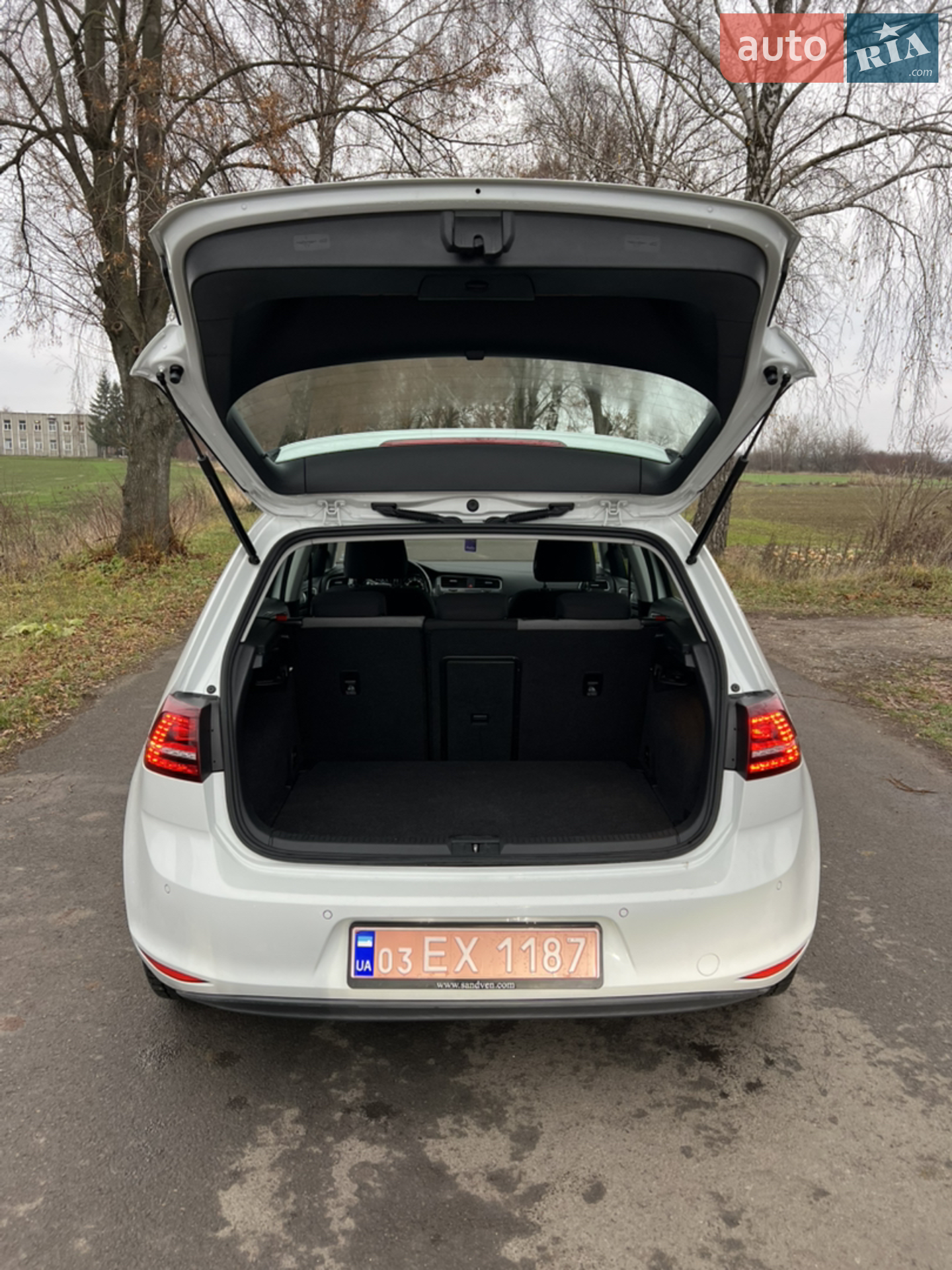 2014 Volkswagen Golf - мініатюра 11