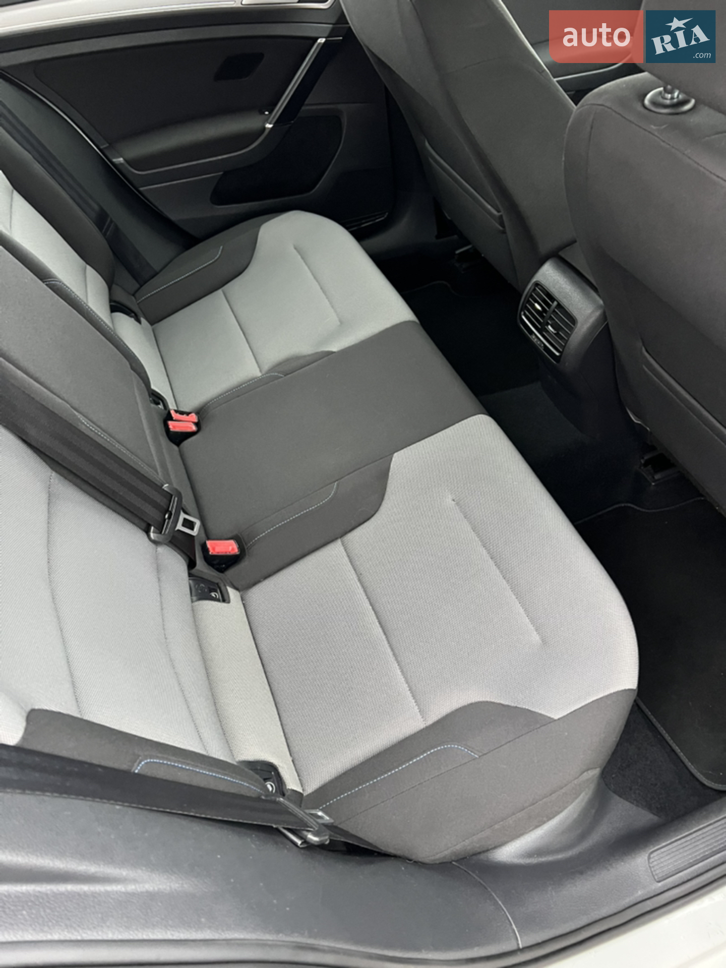 2014 Volkswagen Golf - мініатюра 25