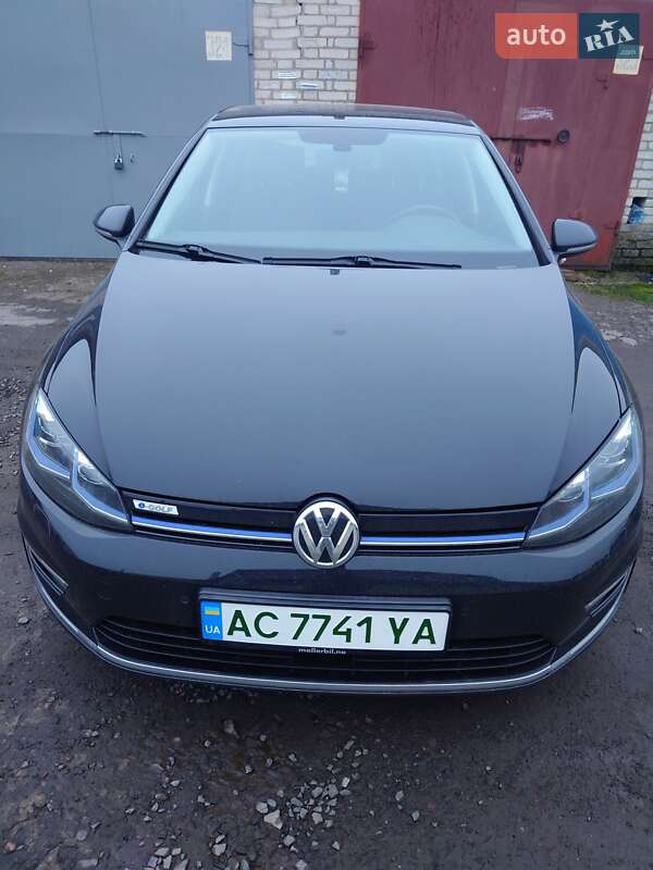 Volkswagen e-Golf 2017 Volkswagen e-Golf 2017