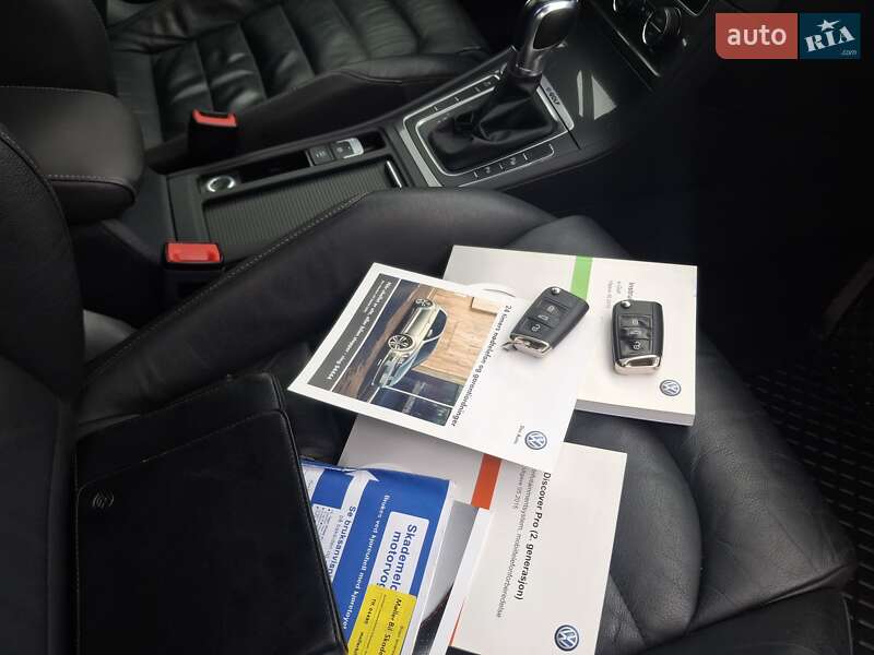 Хетчбек Volkswagen e-Golf 2015 в Полтаві фото 23 Хетчбек Volkswagen e-Golf 2015 в Полтаві