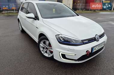 Хетчбек Volkswagen e-Golf 2016 в Ковелі