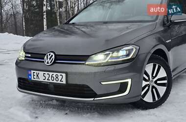 Хетчбек Volkswagen e-Golf 2017 в Кам'янець-Подільському