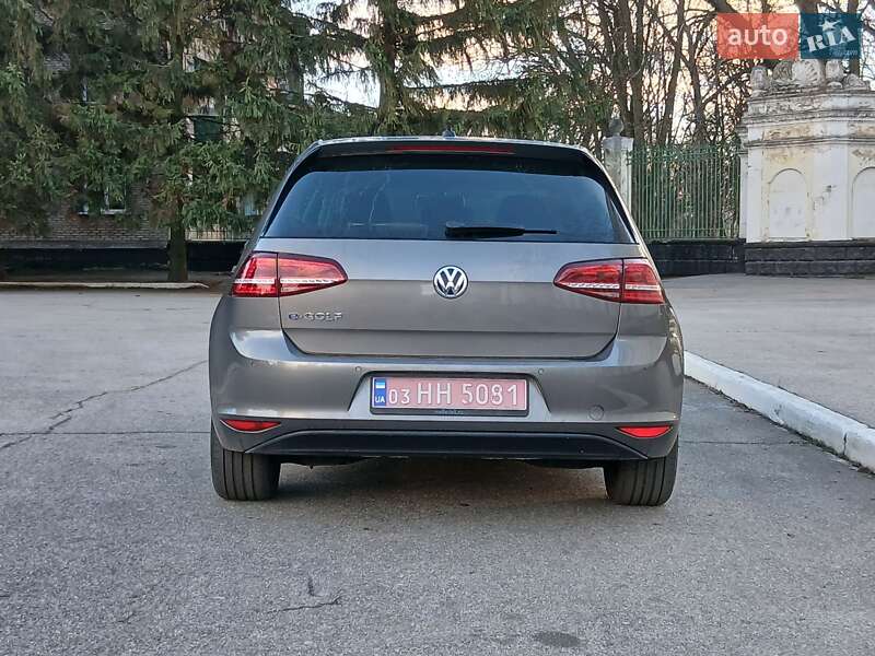 Хэтчбек Volkswagen e-Golf 2015 в Желтых Водах