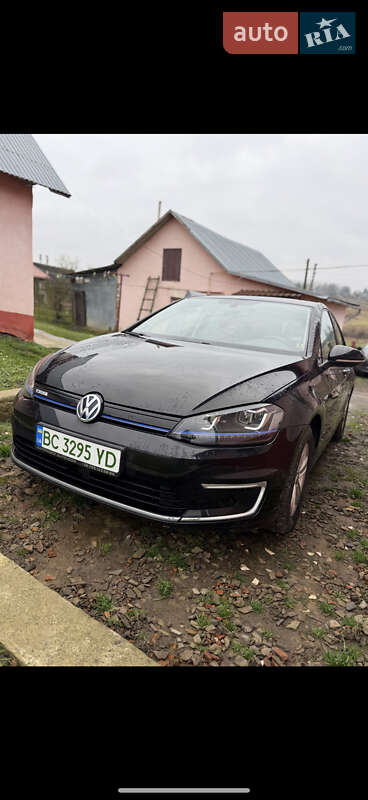 Хэтчбек Volkswagen e-Golf 2015 в Городке фото 2 Хэтчбек Volkswagen e-Golf 2015 в Городке
