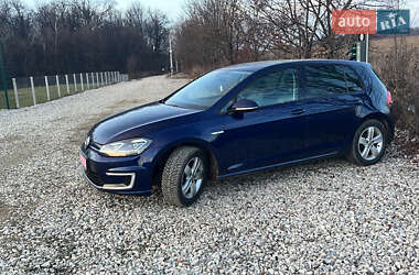 Хэтчбек Volkswagen e-Golf 2017 в Сторожинце