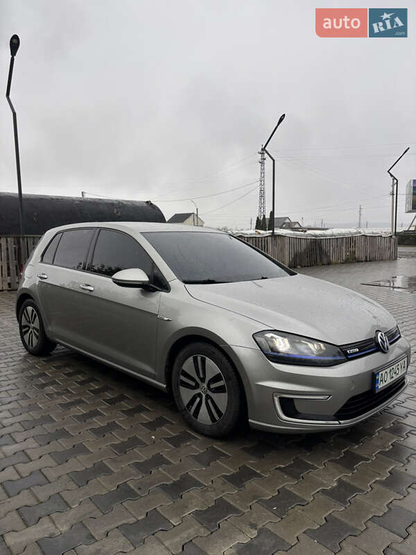 Хетчбек Volkswagen e-Golf 2015 в Іршаві фото 3 Хетчбек Volkswagen e-Golf 2015 в Іршаві