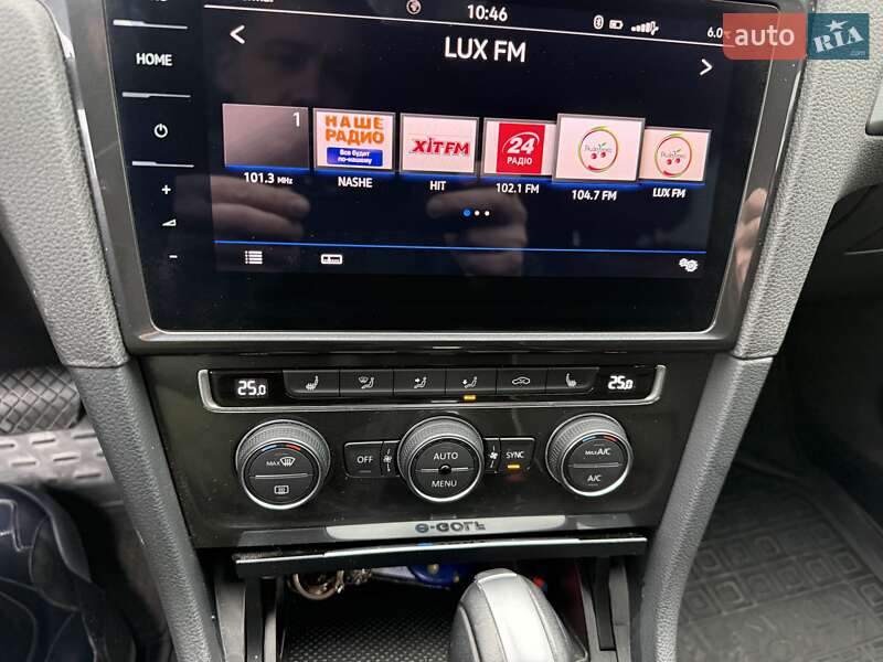 Хэтчбек Volkswagen e-Golf 2020 в Львове фото 18 Хэтчбек Volkswagen e-Golf 2020 в Львове