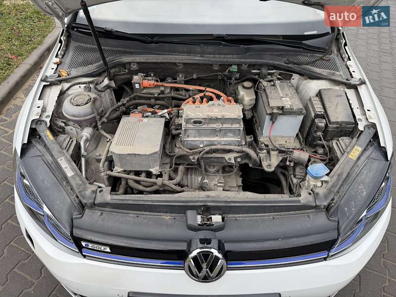 Хэтчбек Volkswagen e-Golf 2020 в Львове фото 20 Хэтчбек Volkswagen e-Golf 2020 в Львове