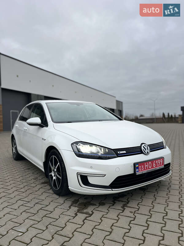 Хэтчбек Volkswagen e-Golf 2015 в Ковеле