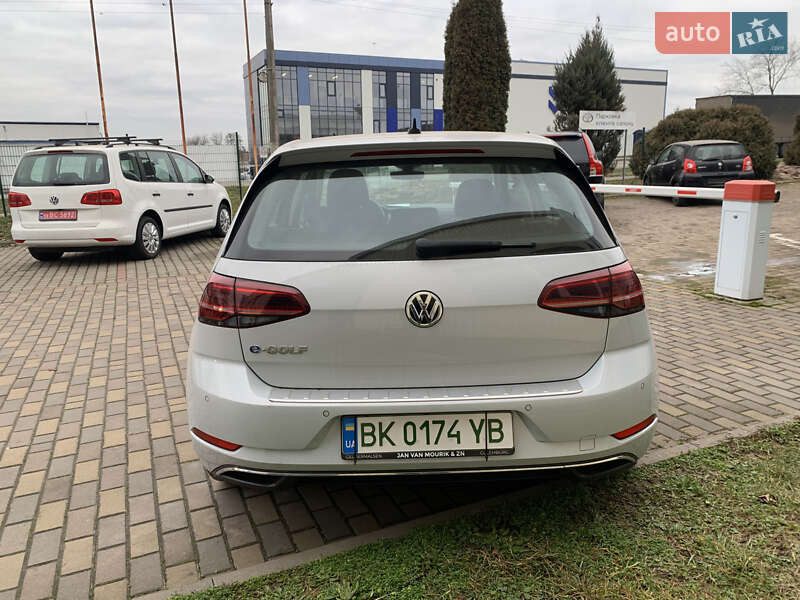 Хетчбек Volkswagen e-Golf 2018 в Рівному фото 6 Хетчбек Volkswagen e-Golf 2018 в Рівному