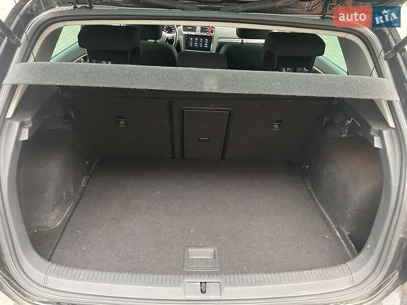 Хетчбек Volkswagen e-Golf 2019 в Хмельницькому