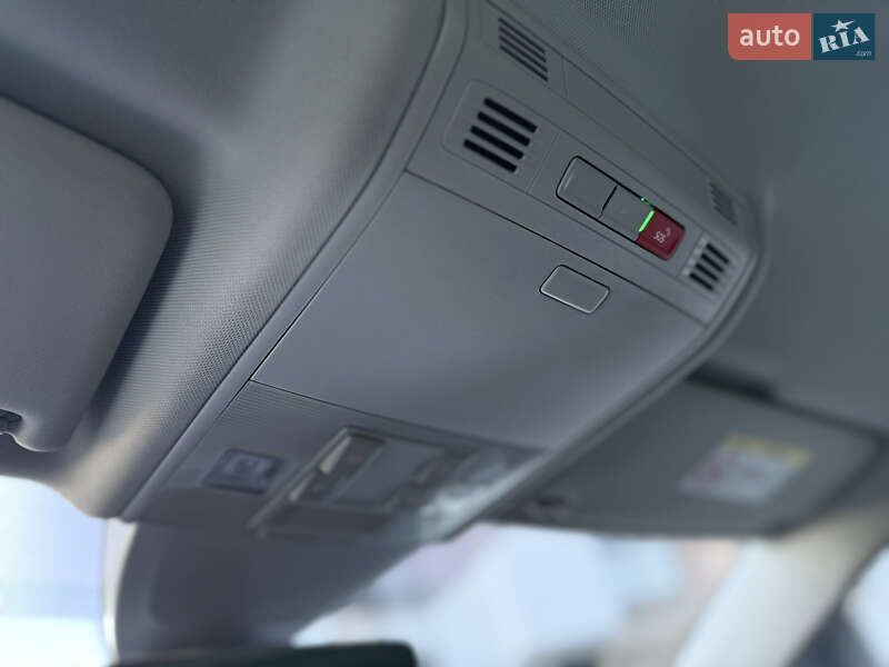 Хэтчбек Volkswagen e-Golf 2018 в Ковеле