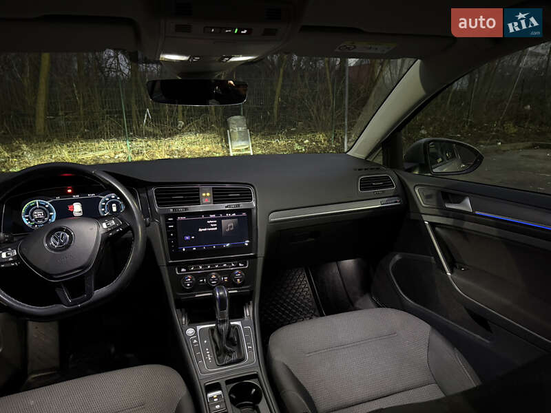 Хетчбек Volkswagen e-Golf 2018 в Кам'янець-Подільському