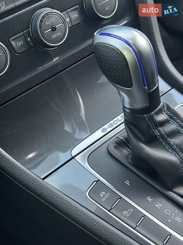 Хэтчбек Volkswagen e-Golf 2020 в Мукачево фото 30 Хэтчбек Volkswagen e-Golf 2020 в Мукачево