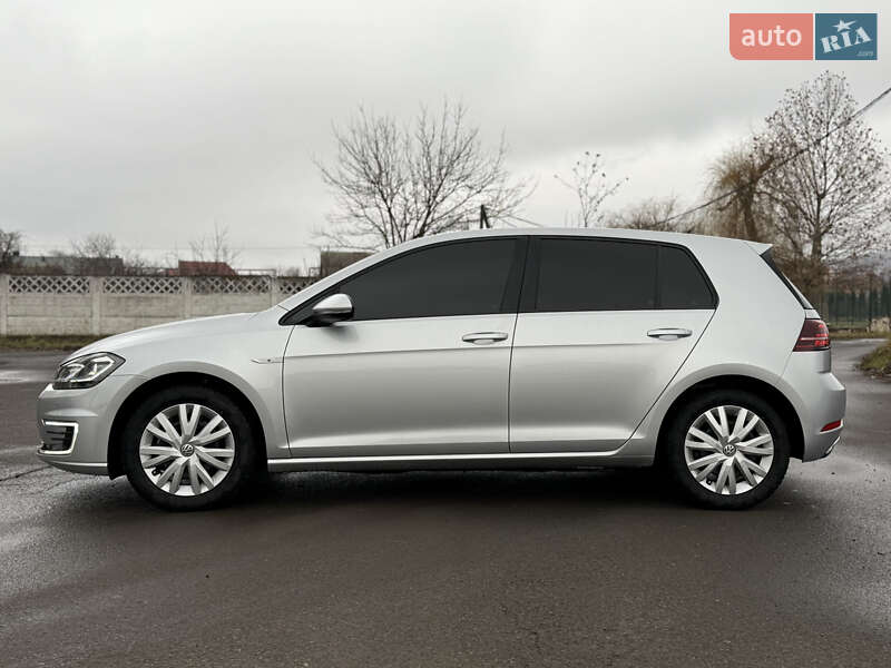 Хетчбек Volkswagen e-Golf 2020 в Береговому
