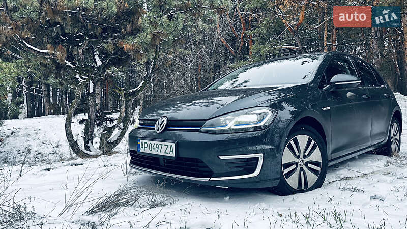 Хэтчбек Volkswagen e-Golf 2020 в Запорожье