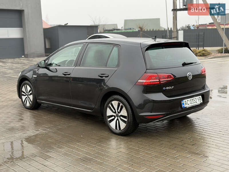Хетчбек Volkswagen e-Golf 2015 в Луцьку