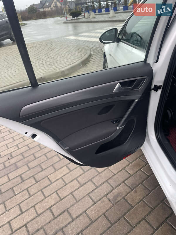 Хетчбек Volkswagen e-Golf 2020 в Луцьку