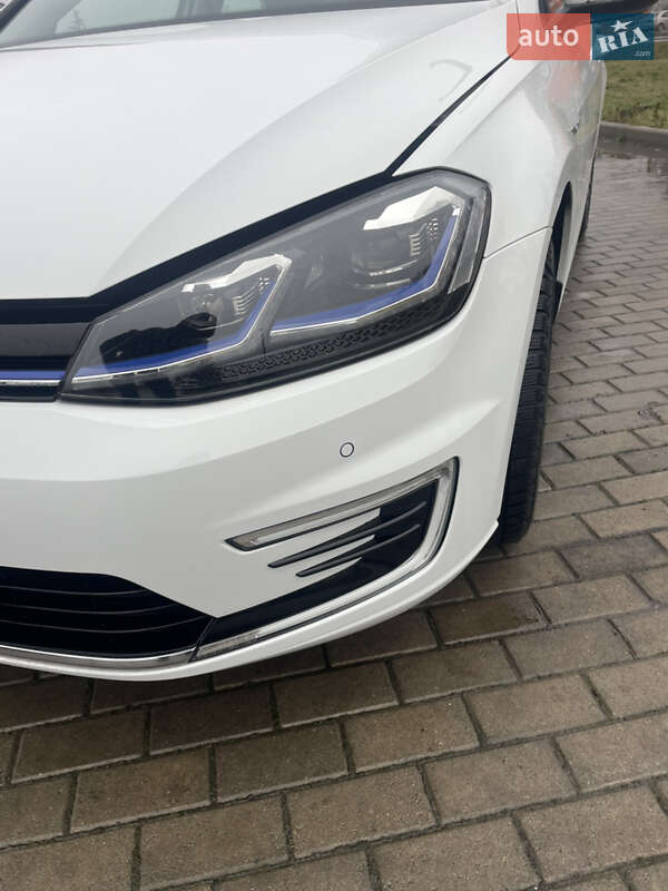 Хетчбек Volkswagen e-Golf 2020 в Луцьку