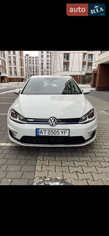 Хетчбек Volkswagen e-Golf 2019 в Івано-Франківську