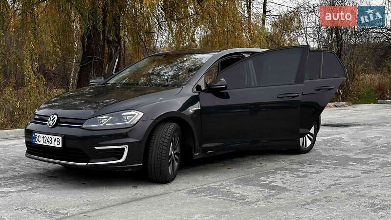 Хетчбек Volkswagen e-Golf 2020 в Хмельницькому