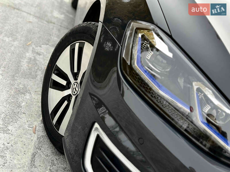 Хетчбек Volkswagen e-Golf 2020 в Хмельницькому
