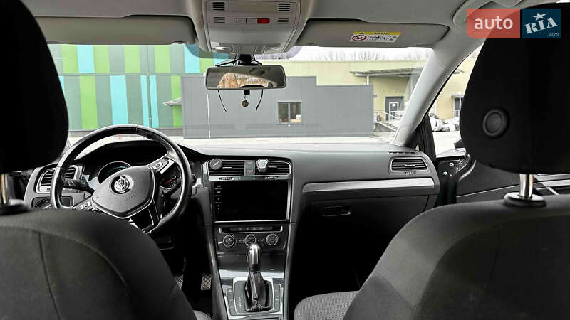 Хетчбек Volkswagen e-Golf 2020 в Хмельницькому