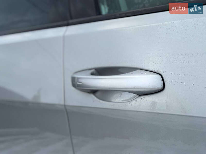 Хэтчбек Volkswagen e-Golf 2017 в Трускавце