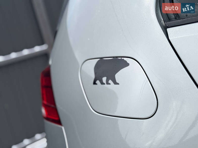 Хэтчбек Volkswagen e-Golf 2017 в Трускавце