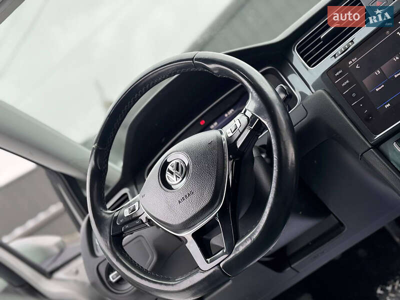 Хэтчбек Volkswagen e-Golf 2017 в Трускавце