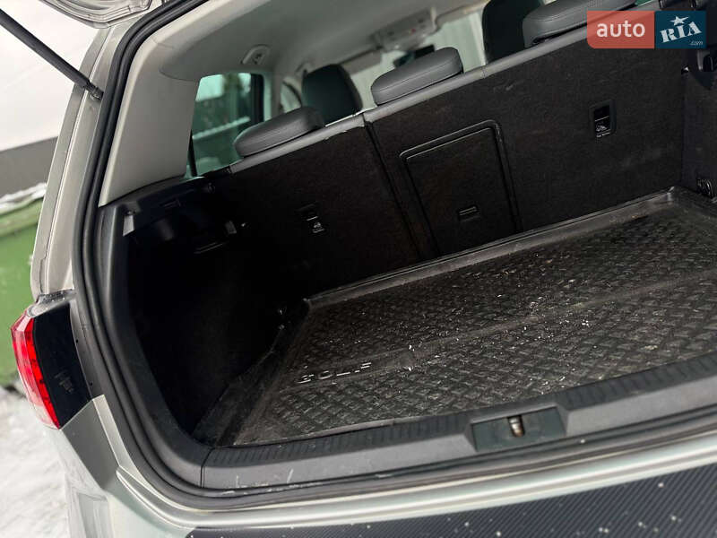 Хэтчбек Volkswagen e-Golf 2017 в Трускавце