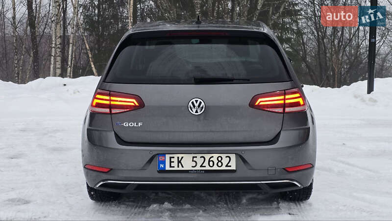 Хетчбек Volkswagen e-Golf 2017 в Кам'янець-Подільському